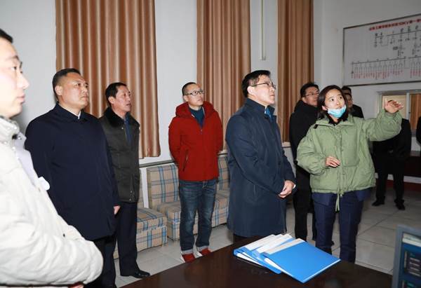 说明:https://www.sdtbu.edu.cn/__local/2/43/5C/008BEAC47891D81BAF46A301165_3AE2C1E5_141AA.jpg