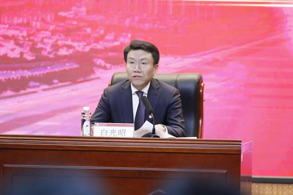 说明:https://www.sdtbu.edu.cn/__local/C/EB/41/5D10516DA211A1BF0898B5BFB40_6703532E_FDDF.jpg