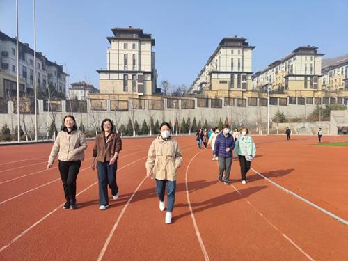 说明:https://hq.sdtbu.edu.cn/__local/7/D5/C8/389650097E2CECF660B2CB98089_AB2E9320_20EF4.jpg